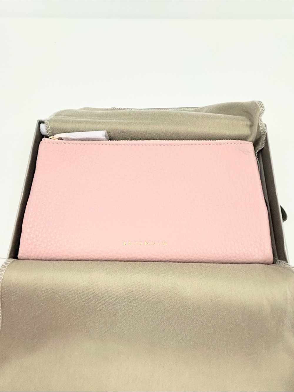 Levenger Blush Carrie Cash and Card Clutch NEW
